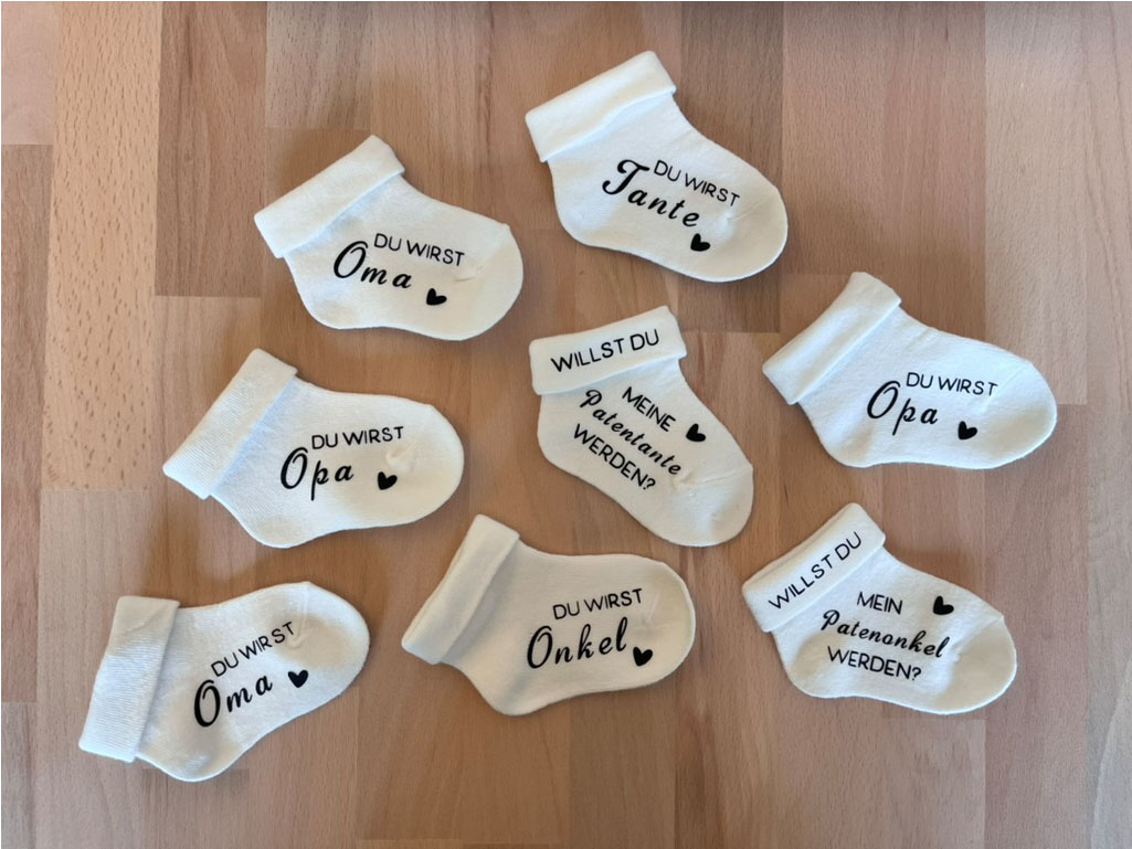 Personalisierte Socken Geburt Baby - handgemachte Produkte von Werkraumnliebe Dagny Hilpert