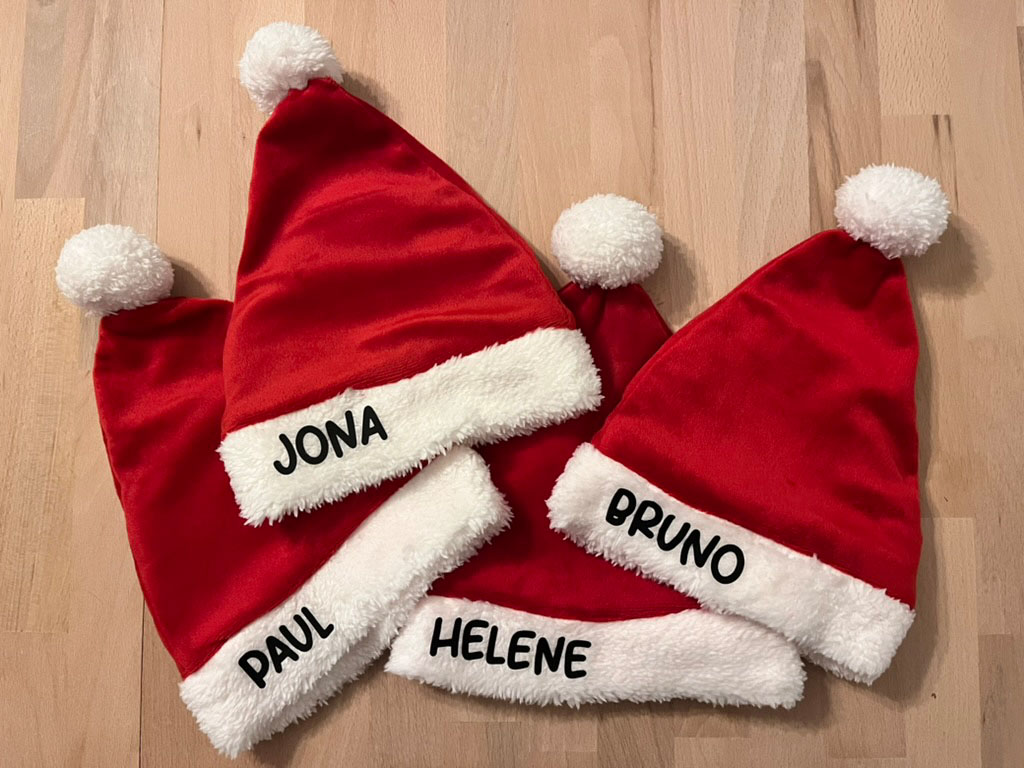 Personalisierte Weihnachtsmützen Baby - handgemachte Produkte von Werkraumnliebe Dagny Hilpert
